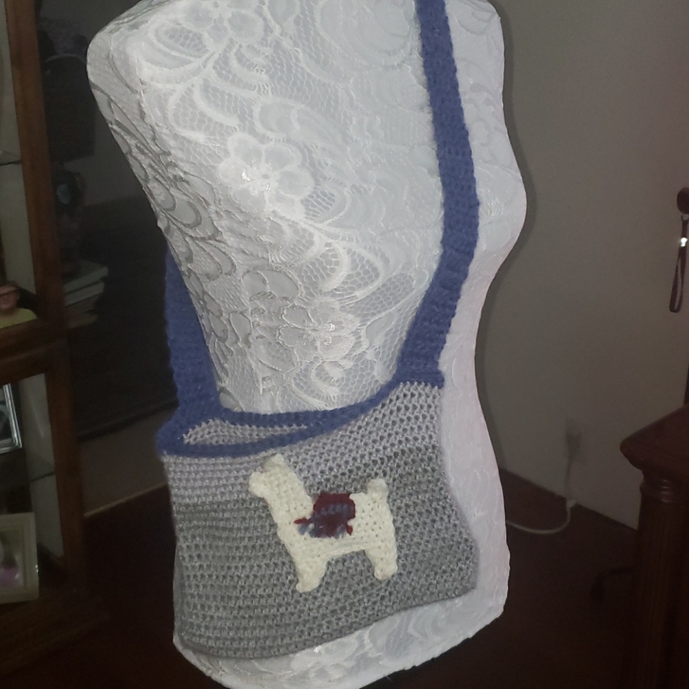 🧶 Llama Shoulder bag